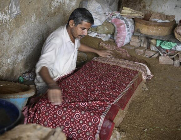 Ajrak, The wonder fabric